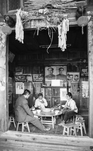 16-15-2005-05-13-interieur-chinois