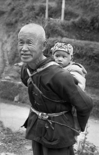 30-29-2005-05-21-chauve-enfant