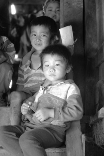 52-enfants-chinois-980506-6-222dpi-ok