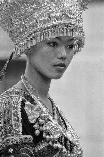 69-050508-28-femme-apparat-miao-ok-renforcement-copie