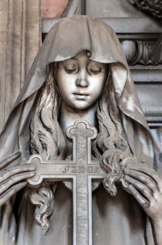 Staglieno-040-172-sculpture-genes