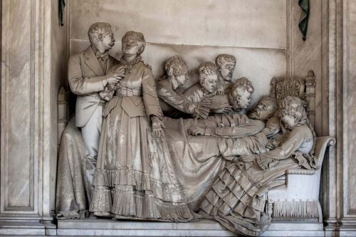 Staglieno-208-sculpture-genes