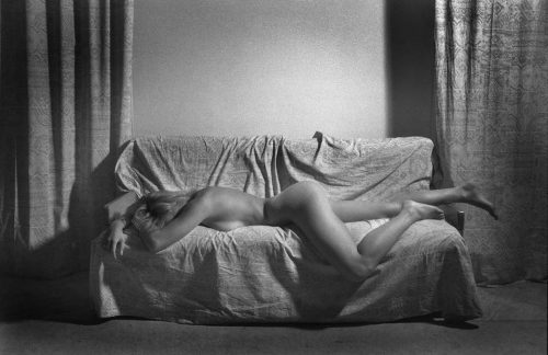 19-portraits-NB-17-nelly-canape-tirage-test-copie